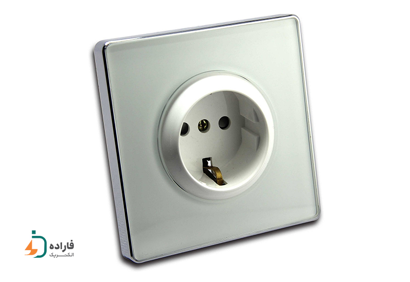 پریز ارت‌ دار